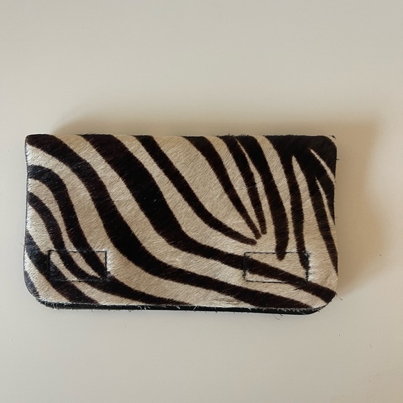 Striped Hide leather belt pouch in EUC - Picture 2 of 6